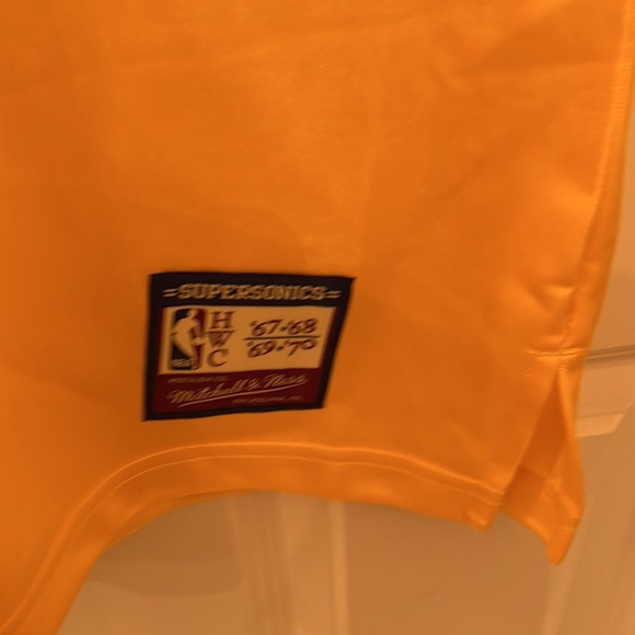 Mens Mitchell and ness Sonic’s tank - Picture 3 of 5